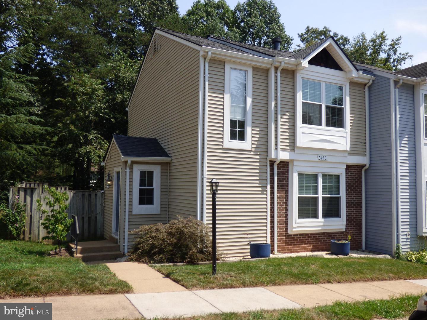 6123 ROCKY WAY CT, CENTREVILLE, Virginia 20120, 3 Bedrooms Bedrooms, ,2 BathroomsBathrooms,Residential,For sale,6123 ROCKY WAY CT,VAFX2259166 MLS # VAFX2259166
