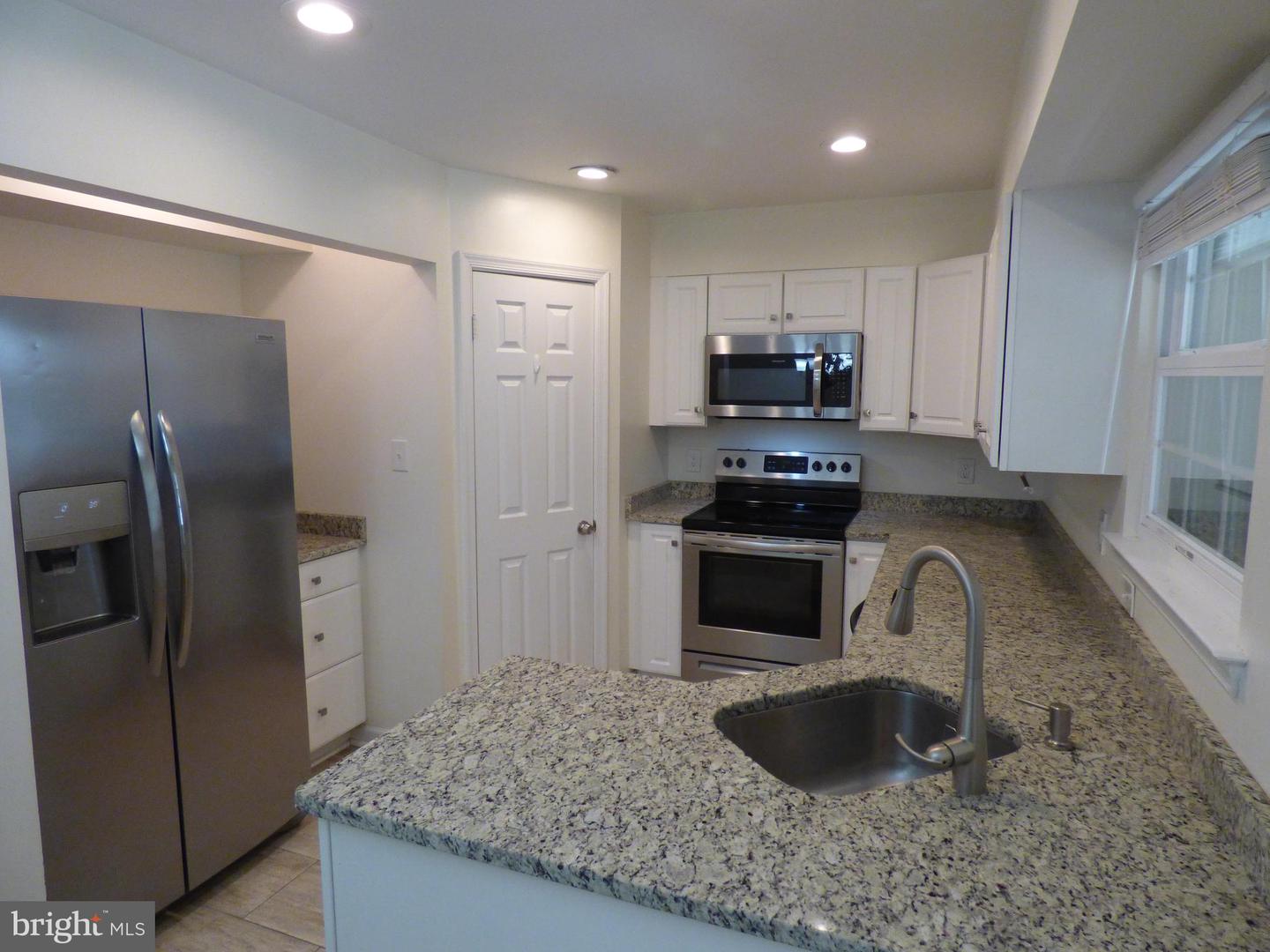 6123 ROCKY WAY CT, CENTREVILLE, Virginia 20120, 3 Bedrooms Bedrooms, ,2 BathroomsBathrooms,Residential,For sale,6123 ROCKY WAY CT,VAFX2259166 MLS # VAFX2259166
