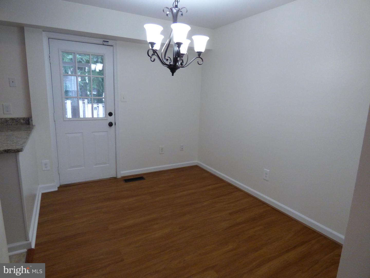 6123 ROCKY WAY CT, CENTREVILLE, Virginia 20120, 3 Bedrooms Bedrooms, ,2 BathroomsBathrooms,Residential,For sale,6123 ROCKY WAY CT,VAFX2259166 MLS # VAFX2259166