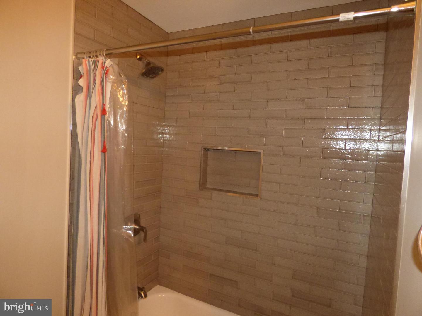 6123 ROCKY WAY CT, CENTREVILLE, Virginia 20120, 3 Bedrooms Bedrooms, ,2 BathroomsBathrooms,Residential,For sale,6123 ROCKY WAY CT,VAFX2259166 MLS # VAFX2259166