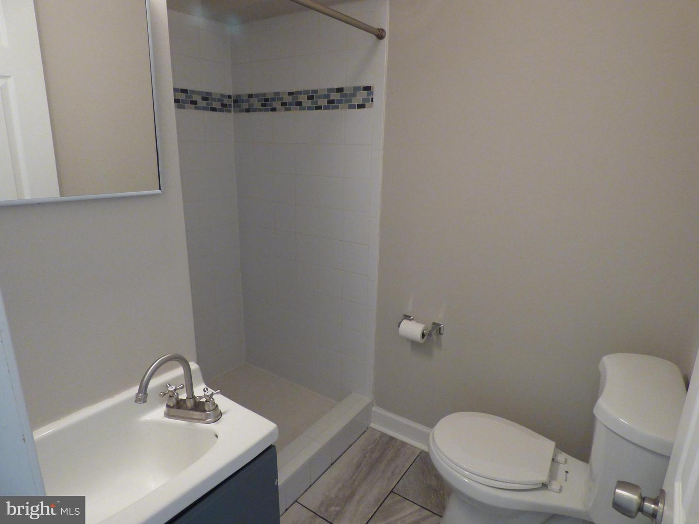 6123 ROCKY WAY CT, CENTREVILLE, Virginia 20120, 3 Bedrooms Bedrooms, ,2 BathroomsBathrooms,Residential,For sale,6123 ROCKY WAY CT,VAFX2259166 MLS # VAFX2259166