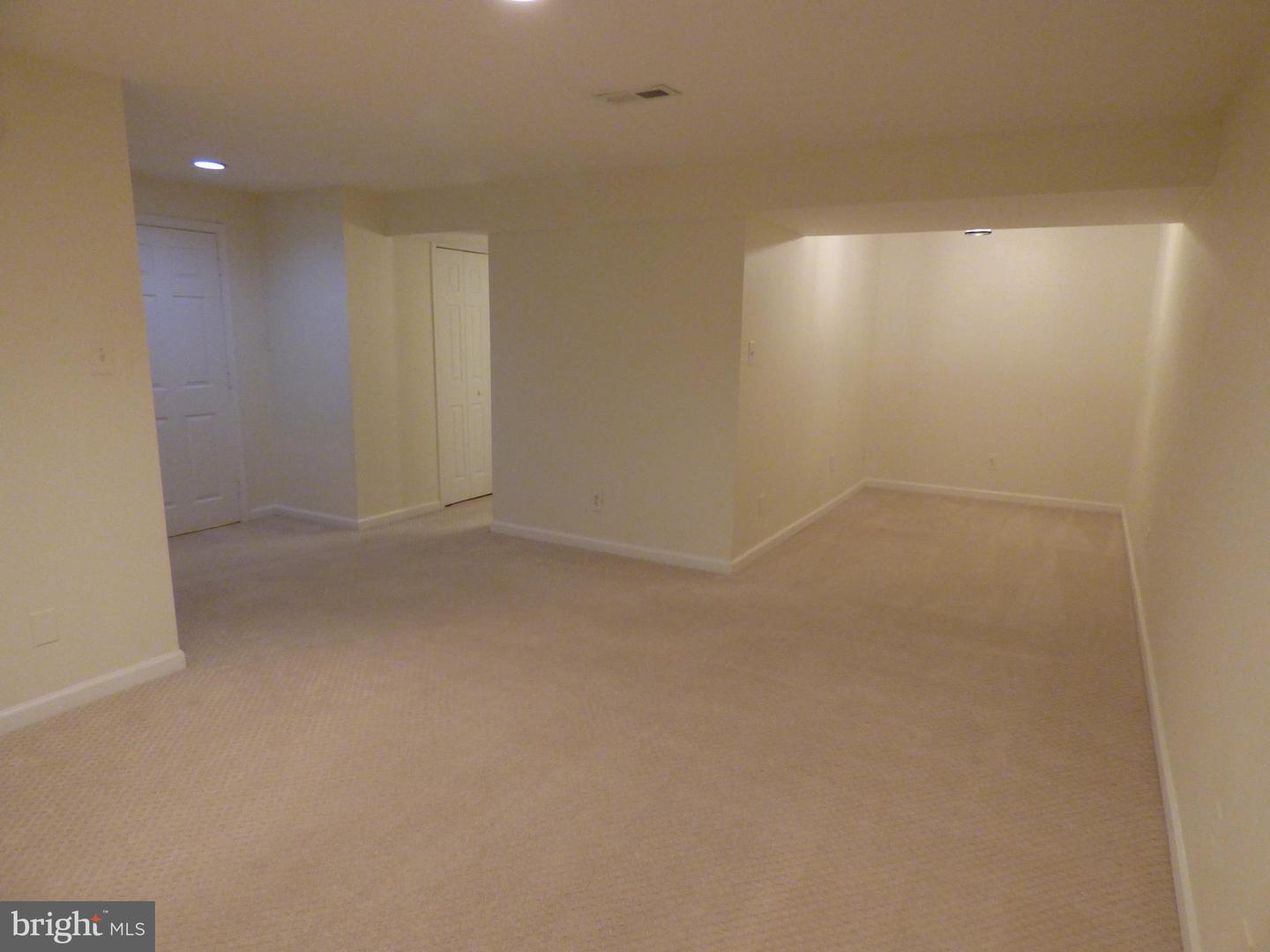 6123 ROCKY WAY CT, CENTREVILLE, Virginia 20120, 3 Bedrooms Bedrooms, ,2 BathroomsBathrooms,Residential,For sale,6123 ROCKY WAY CT,VAFX2259166 MLS # VAFX2259166