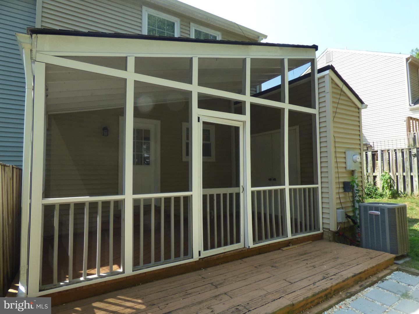 6123 ROCKY WAY CT, CENTREVILLE, Virginia 20120, 3 Bedrooms Bedrooms, ,2 BathroomsBathrooms,Residential,For sale,6123 ROCKY WAY CT,VAFX2259166 MLS # VAFX2259166