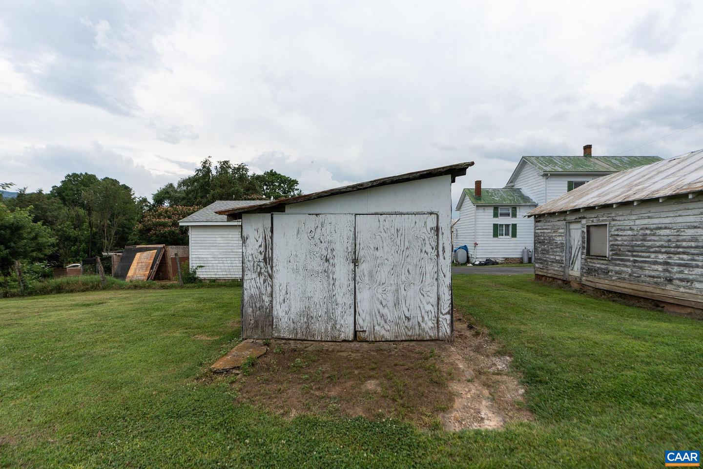 816 NEWTOWN RD, ELKTON, Virginia 22973, 3 Bedrooms Bedrooms, ,1 BathroomBathrooms,Residential,For sale,816 NEWTOWN RD,667426 MLS # 667426