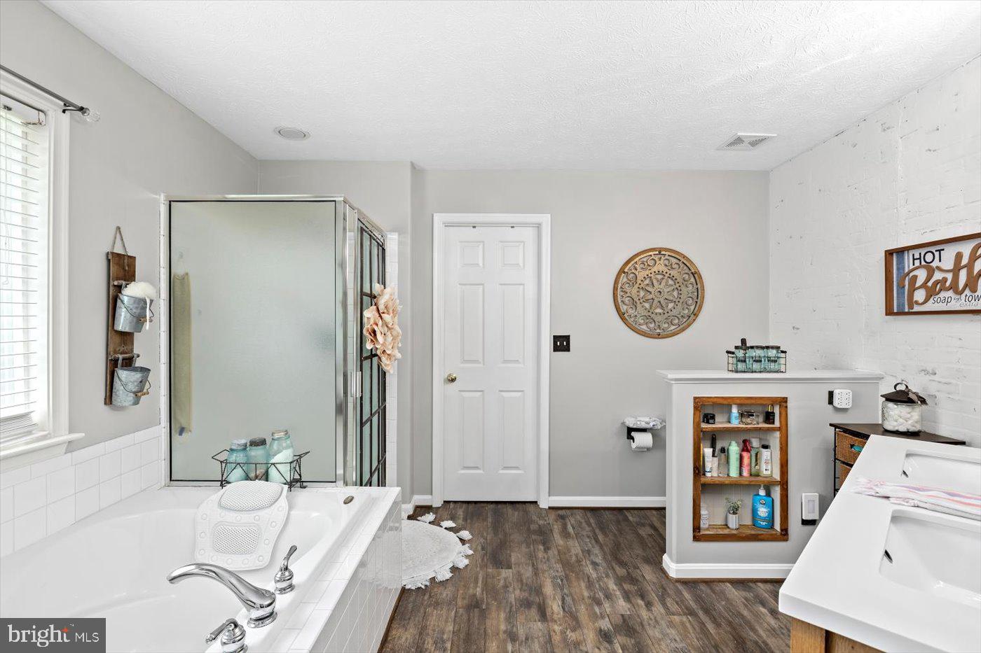 11922 STONEHENGE DR, FREDERICKSBURG, Virginia 22407, 4 Bedrooms Bedrooms, ,2 BathroomsBathrooms,Residential,For sale,11922 STONEHENGE DR,VASP2035198 MLS # VASP2035198