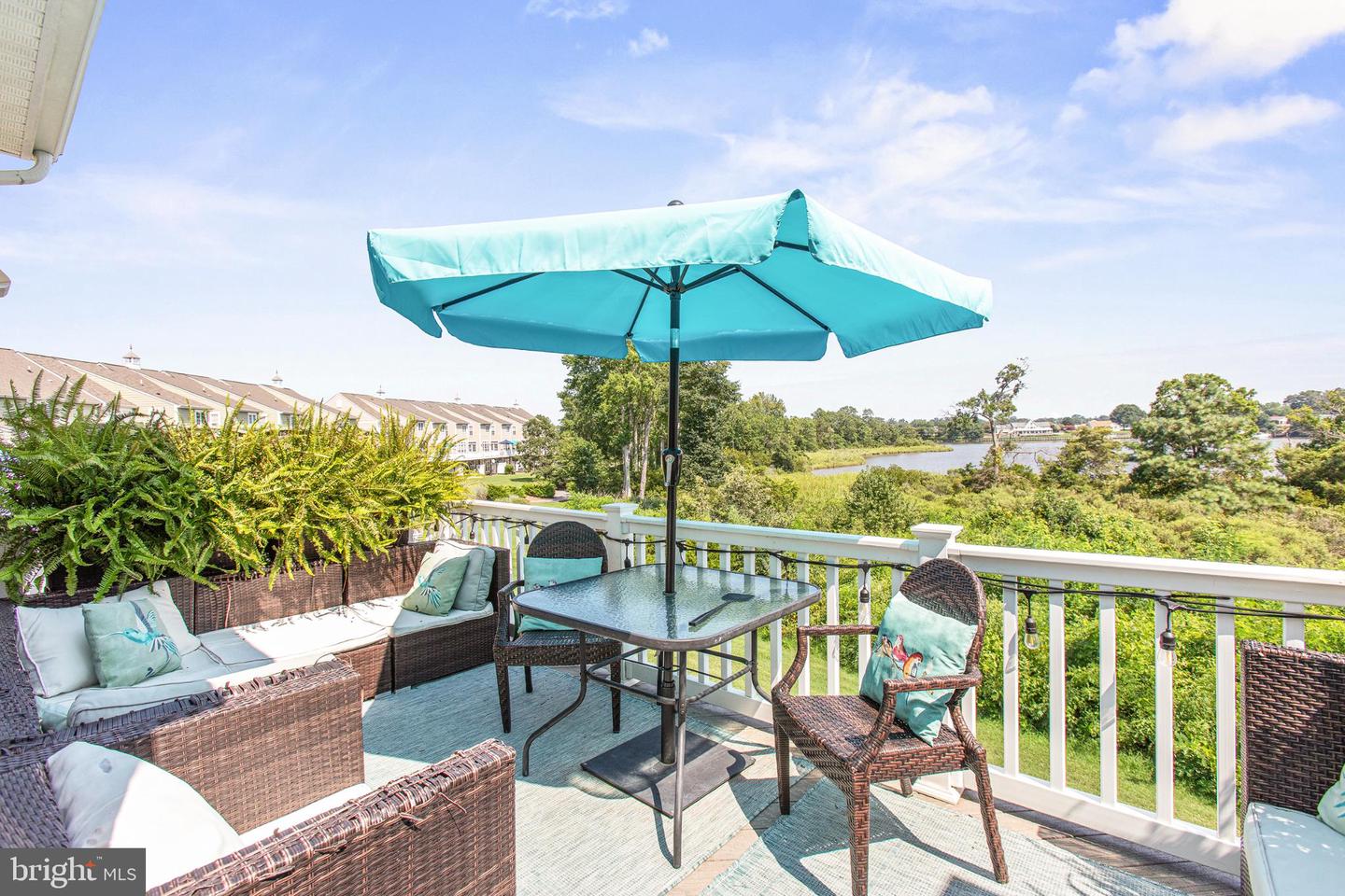 12 BAY VIEW LN, COLONIAL BEACH, Virginia 22443, 4 Bedrooms Bedrooms, 15 Rooms Rooms,3 BathroomsBathrooms,Residential,For sale,12 BAY VIEW LN,VAWE2009448 MLS # VAWE2009448