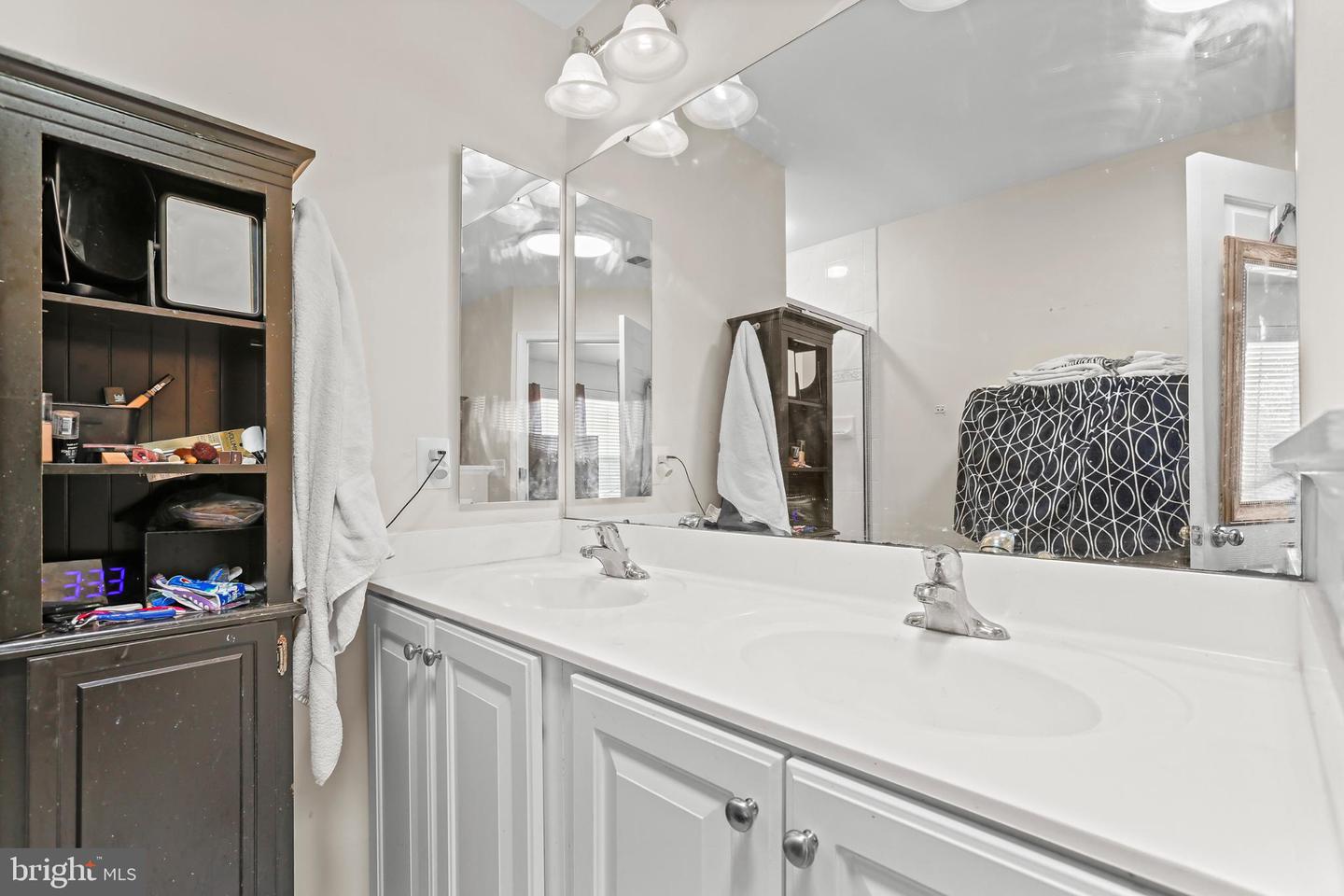 12 BAY VIEW LN, COLONIAL BEACH, Virginia 22443, 4 Bedrooms Bedrooms, 15 Rooms Rooms,3 BathroomsBathrooms,Residential,For sale,12 BAY VIEW LN,VAWE2009448 MLS # VAWE2009448