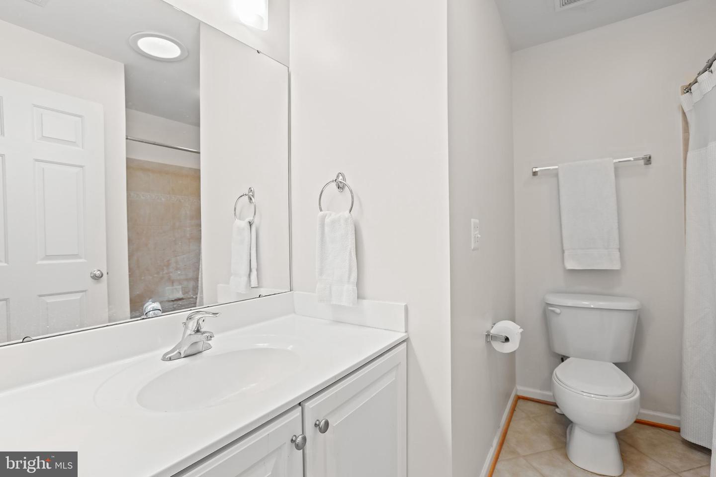 12 BAY VIEW LN, COLONIAL BEACH, Virginia 22443, 4 Bedrooms Bedrooms, 15 Rooms Rooms,3 BathroomsBathrooms,Residential,For sale,12 BAY VIEW LN,VAWE2009448 MLS # VAWE2009448