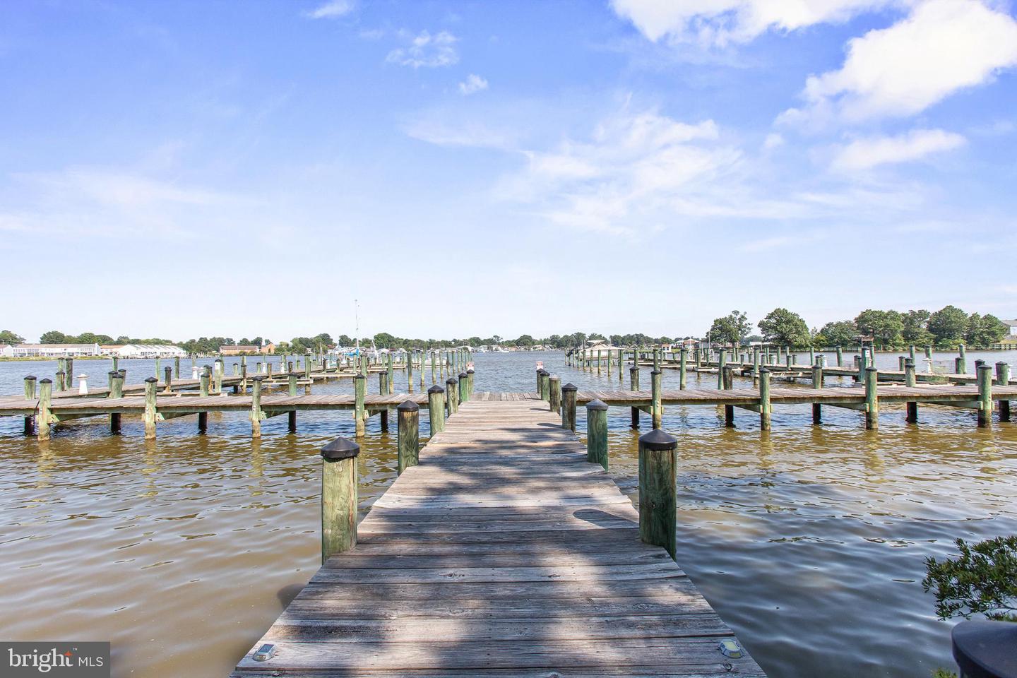 12 BAY VIEW LN, COLONIAL BEACH, Virginia 22443, 4 Bedrooms Bedrooms, 15 Rooms Rooms,3 BathroomsBathrooms,Residential,For sale,12 BAY VIEW LN,VAWE2009448 MLS # VAWE2009448