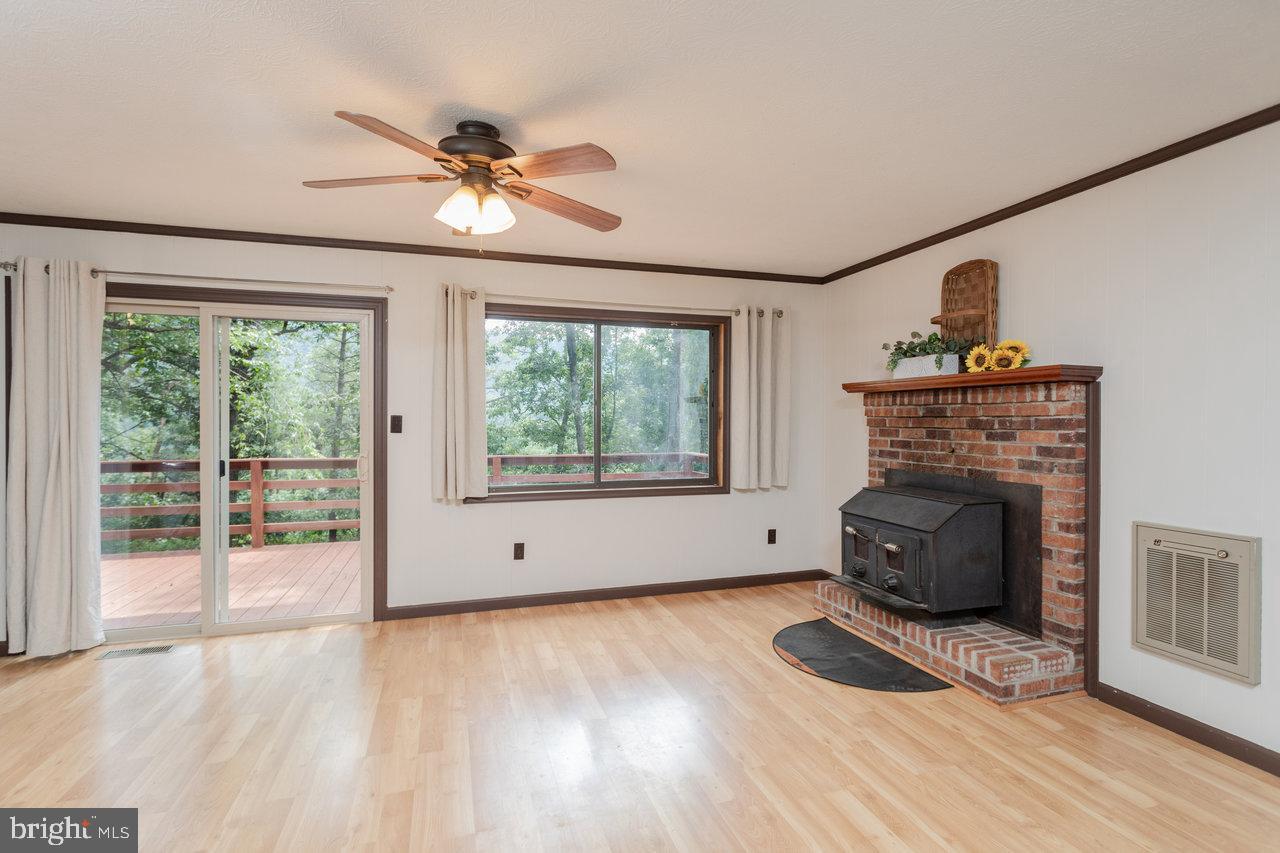 17341 STARSTONE DR, BROADWAY, Virginia 22815, 2 Bedrooms Bedrooms, 3 Rooms Rooms,1 BathroomBathrooms,Residential,For sale,17341 STARSTONE DR,VARO2002474 MLS # VARO2002474
