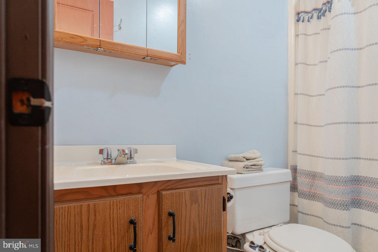 17341 STARSTONE DR, BROADWAY, Virginia 22815, 2 Bedrooms Bedrooms, 3 Rooms Rooms,1 BathroomBathrooms,Residential,For sale,17341 STARSTONE DR,VARO2002474 MLS # VARO2002474