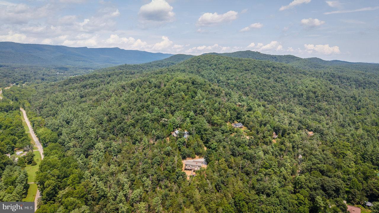 17341 STARSTONE DR, BROADWAY, Virginia 22815, 2 Bedrooms Bedrooms, 3 Rooms Rooms,1 BathroomBathrooms,Residential,For sale,17341 STARSTONE DR,VARO2002474 MLS # VARO2002474