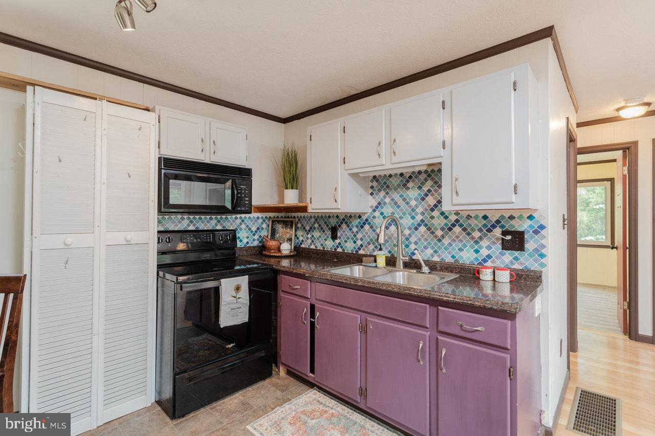 17341 STARSTONE DR, BROADWAY, Virginia 22815, 2 Bedrooms Bedrooms, 3 Rooms Rooms,1 BathroomBathrooms,Residential,For sale,17341 STARSTONE DR,VARO2002474 MLS # VARO2002474