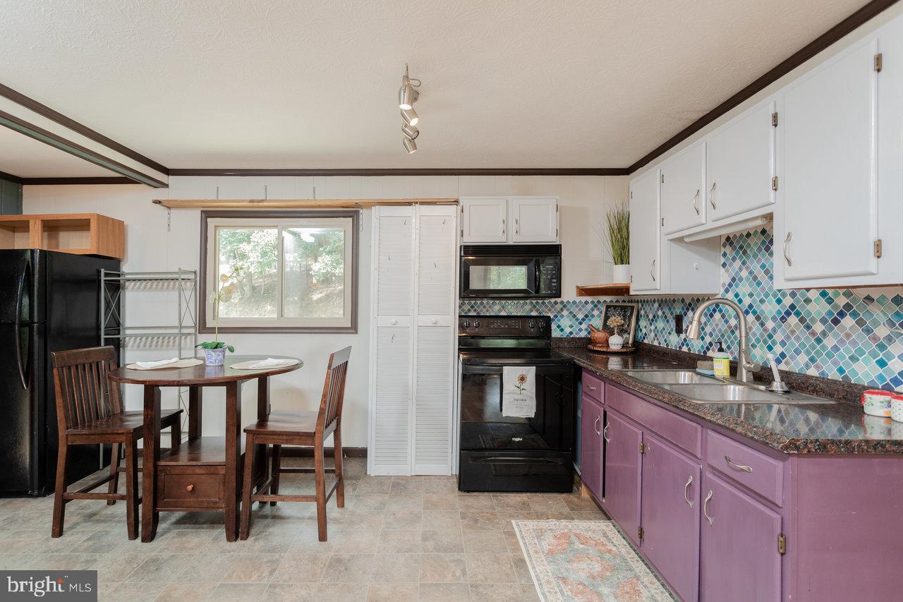 17341 STARSTONE DR, BROADWAY, Virginia 22815, 2 Bedrooms Bedrooms, 3 Rooms Rooms,1 BathroomBathrooms,Residential,For sale,17341 STARSTONE DR,VARO2002474 MLS # VARO2002474