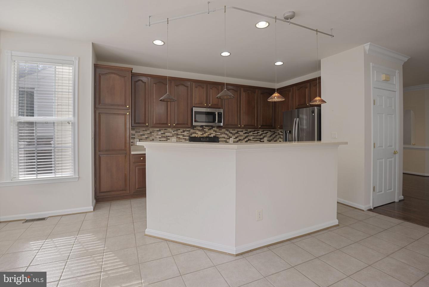 46186 AISQUITH TER, STERLING, Virginia 20165, 3 Bedrooms Bedrooms, 12 Rooms Rooms,3 BathroomsBathrooms,Residential,For sale,46186 AISQUITH TER,VALO2103838 MLS # VALO2103838