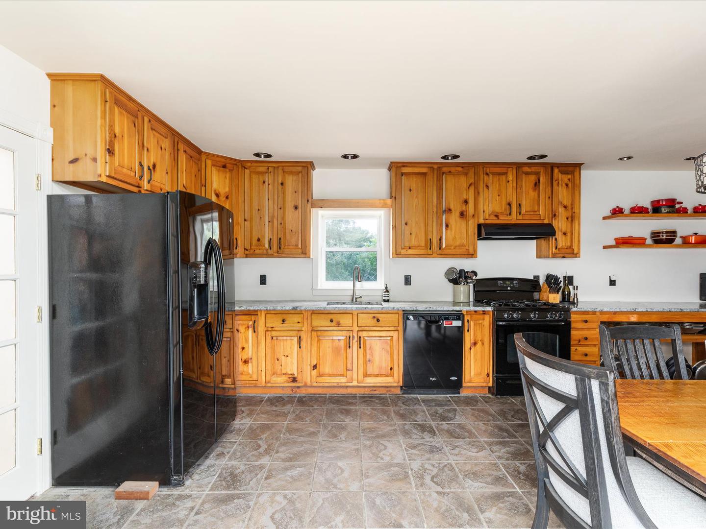 939 SEVEN FOUNTAINS RD, FORT VALLEY, Virginia 22652, 3 Bedrooms Bedrooms, ,1 BathroomBathrooms,Residential,For sale,939 SEVEN FOUNTAINS RD,VASH2012168 MLS # VASH2012168