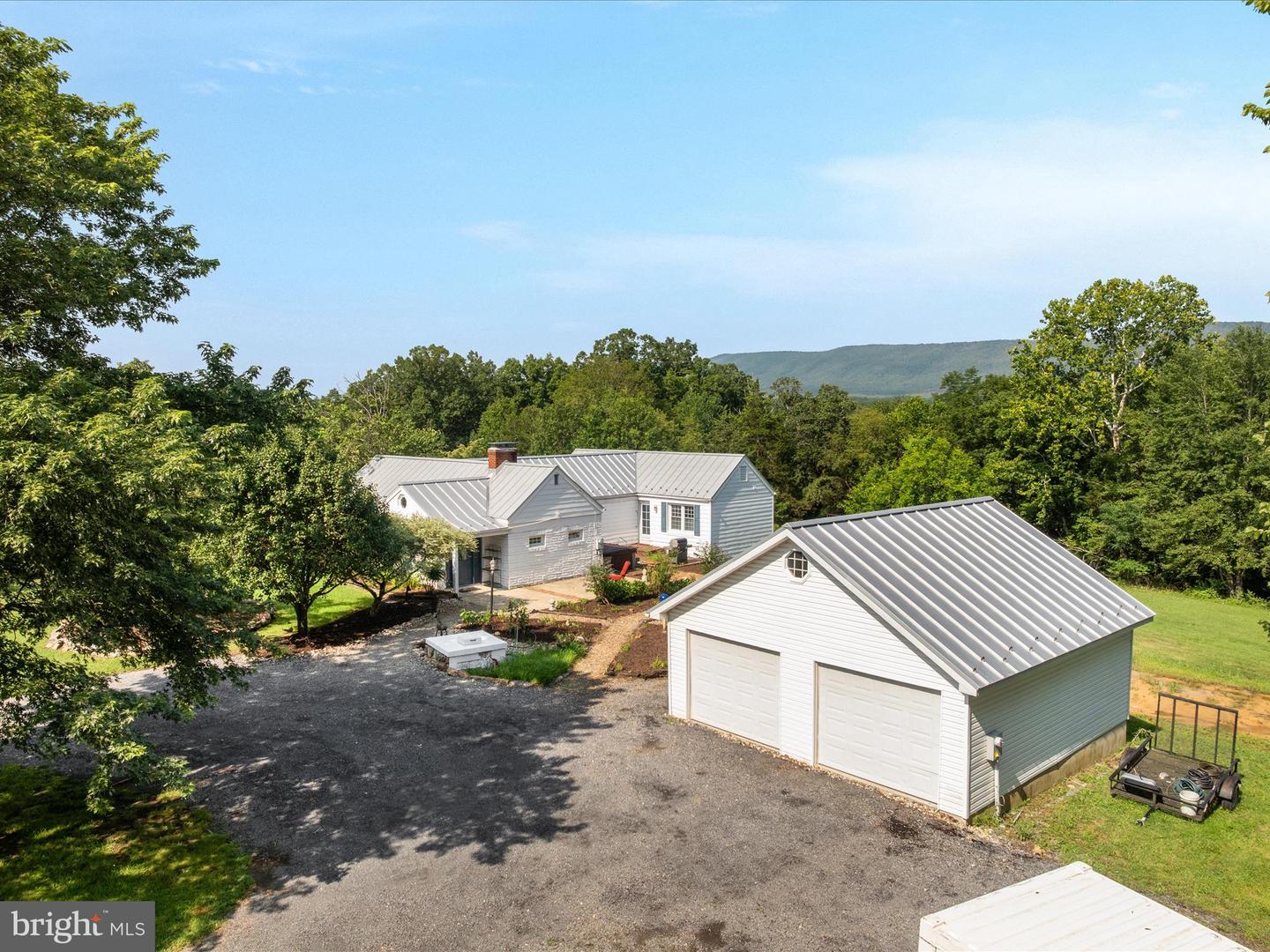 939 SEVEN FOUNTAINS RD, FORT VALLEY, Virginia 22652, 3 Bedrooms Bedrooms, ,1 BathroomBathrooms,Residential,For sale,939 SEVEN FOUNTAINS RD,VASH2012168 MLS # VASH2012168