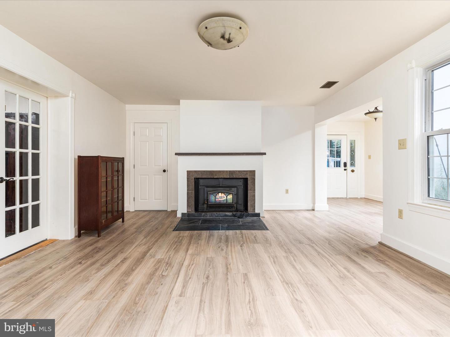 939 SEVEN FOUNTAINS RD, FORT VALLEY, Virginia 22652, 3 Bedrooms Bedrooms, ,1 BathroomBathrooms,Residential,For sale,939 SEVEN FOUNTAINS RD,VASH2012168 MLS # VASH2012168