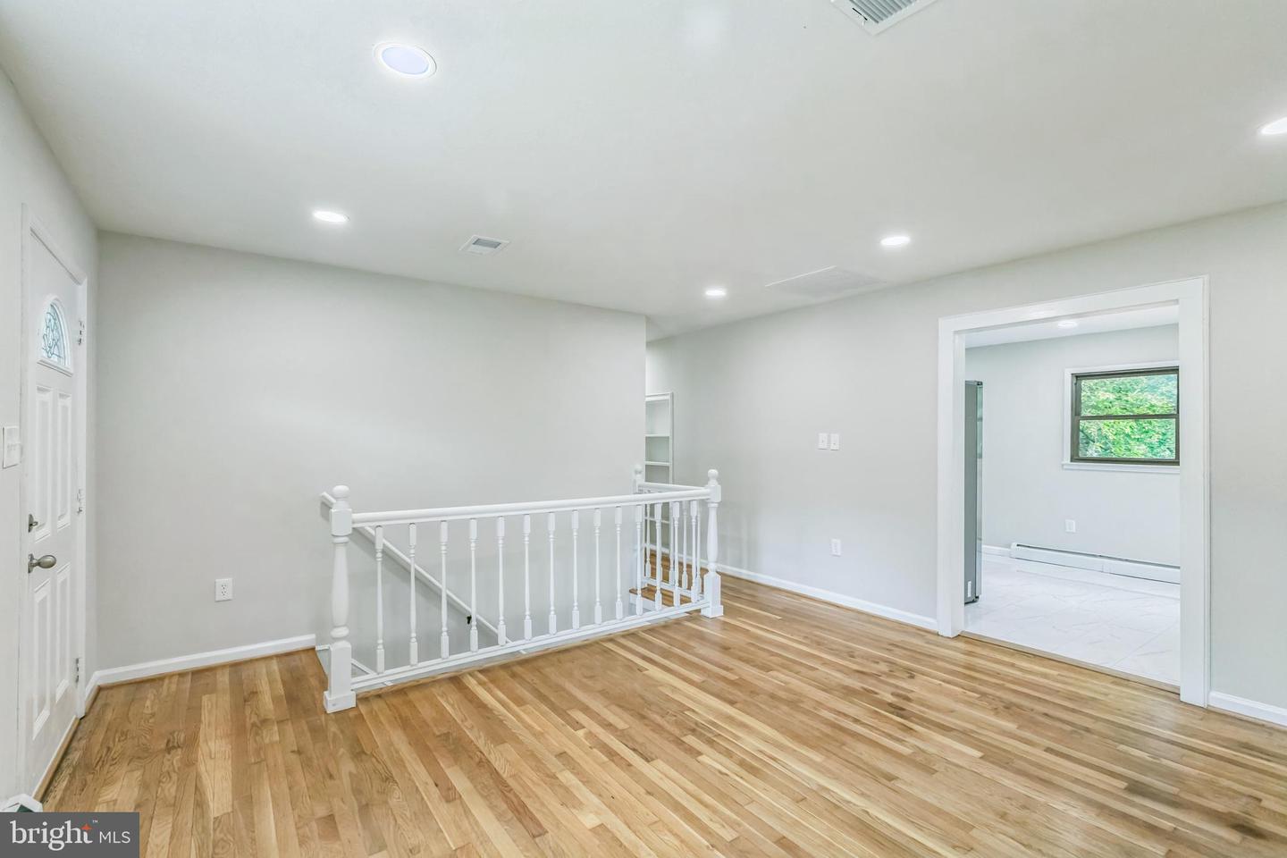 14916 CONCORD DR, WOODBRIDGE, Virginia 22193, 4 Bedrooms Bedrooms, ,2 BathroomsBathrooms,Residential,For sale,14916 CONCORD DR,VAPW2100706 MLS # VAPW2100706