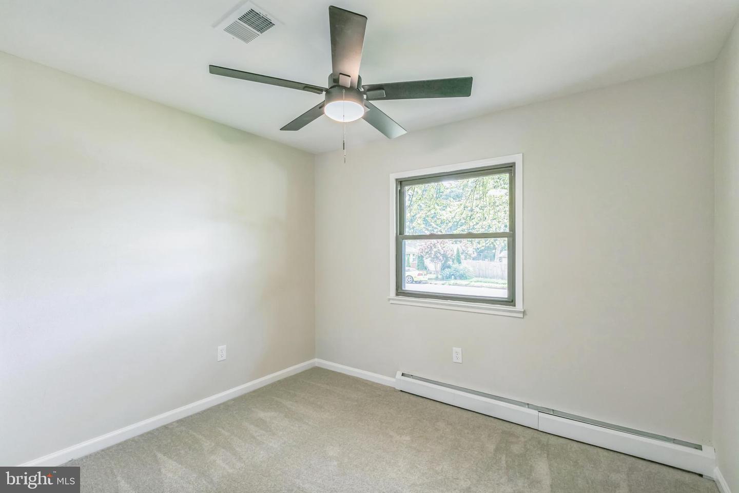 14916 CONCORD DR, WOODBRIDGE, Virginia 22193, 4 Bedrooms Bedrooms, ,2 BathroomsBathrooms,Residential,For sale,14916 CONCORD DR,VAPW2100706 MLS # VAPW2100706