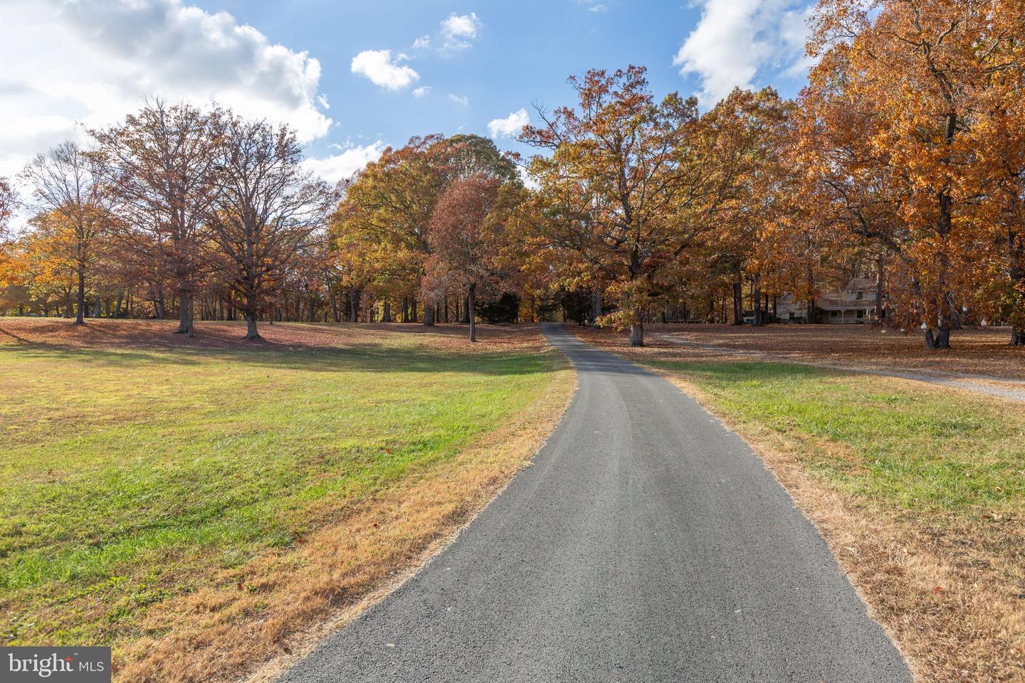 13224 AUTUMN LN, SPOTSYLVANIA, Virginia 22553, 3 Bedrooms Bedrooms, ,2 BathroomsBathrooms,Residential,For sale,13224 AUTUMN LN,VASP2035208 MLS # VASP2035208
