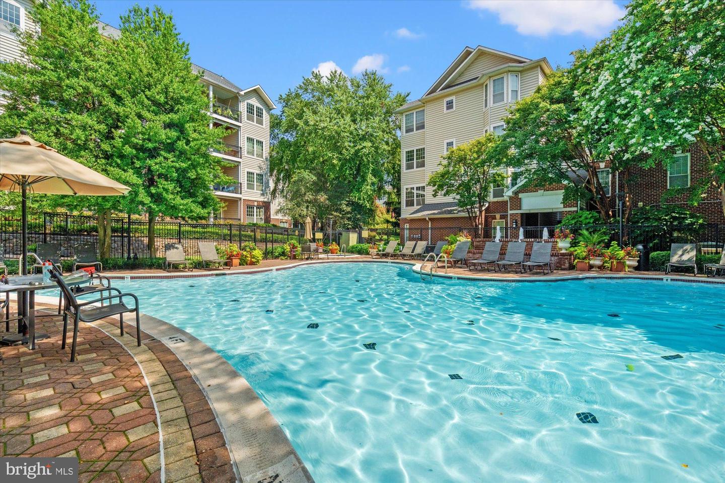 1571 SPRING GATE DR #6213, MCLEAN, Virginia 22102, 2 Bedrooms Bedrooms, 9 Rooms Rooms,2 BathroomsBathrooms,Residential,For sale,1571 SPRING GATE DR #6213,VAFX2259286 MLS # VAFX2259286