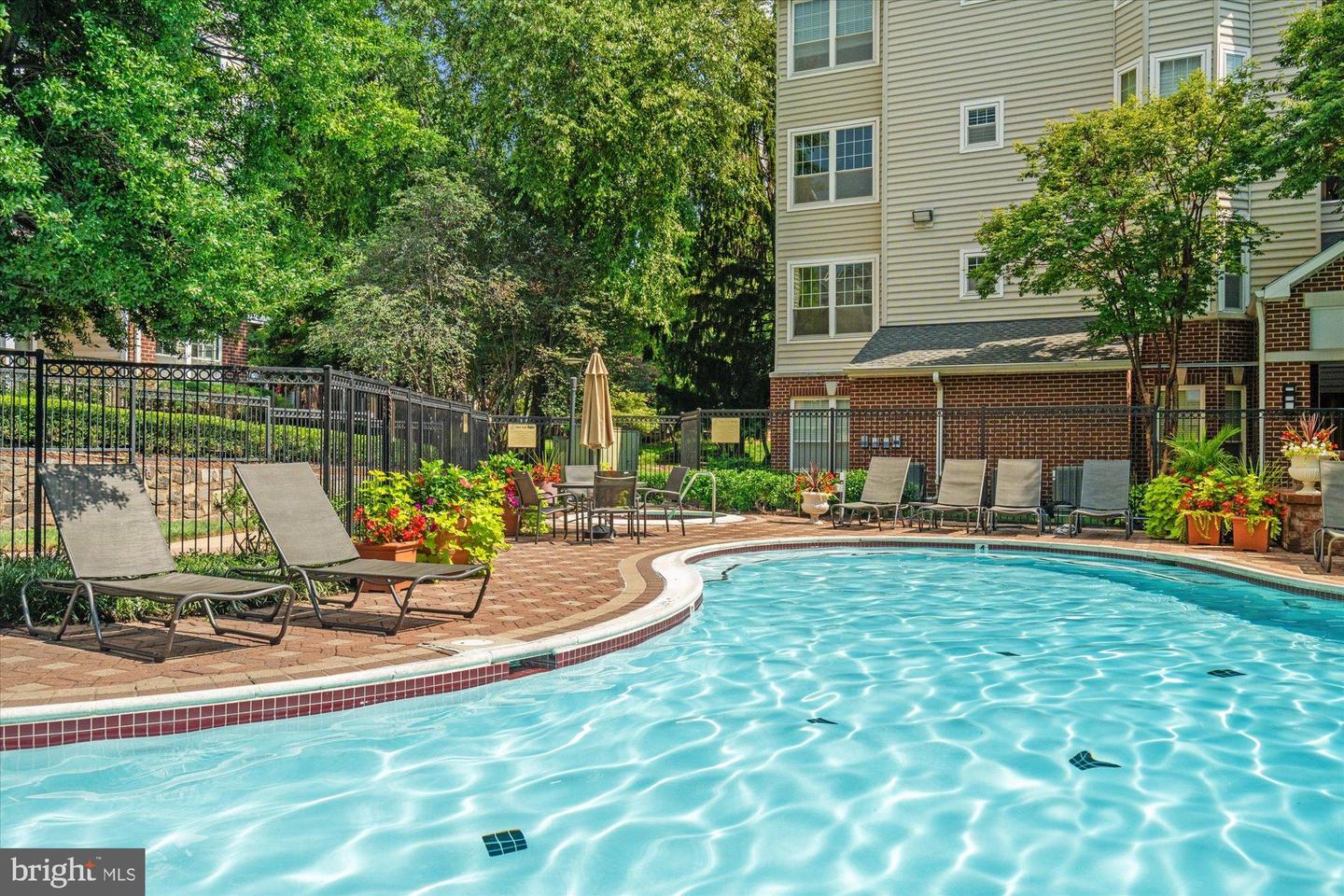 1571 SPRING GATE DR #6213, MCLEAN, Virginia 22102, 2 Bedrooms Bedrooms, 9 Rooms Rooms,2 BathroomsBathrooms,Residential,For sale,1571 SPRING GATE DR #6213,VAFX2259286 MLS # VAFX2259286