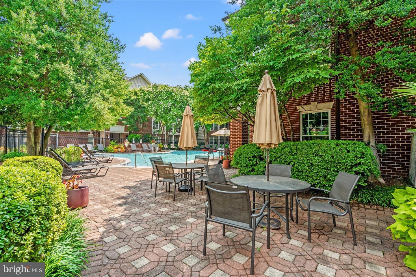 1571 SPRING GATE DR #6213, MCLEAN, Virginia 22102, 2 Bedrooms Bedrooms, 9 Rooms Rooms,2 BathroomsBathrooms,Residential,For sale,1571 SPRING GATE DR #6213,VAFX2259286 MLS # VAFX2259286