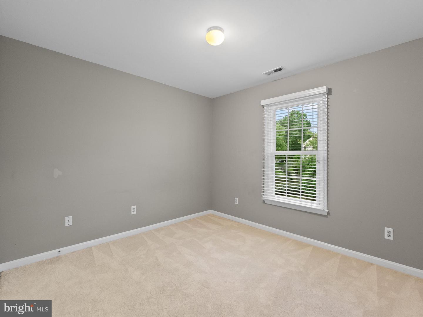 43384 LIVERY SQ, ASHBURN, Virginia 20147, 3 Bedrooms Bedrooms, ,2 BathroomsBathrooms,Residential,For sale,43384 LIVERY SQ,VALO2103860 MLS # VALO2103860