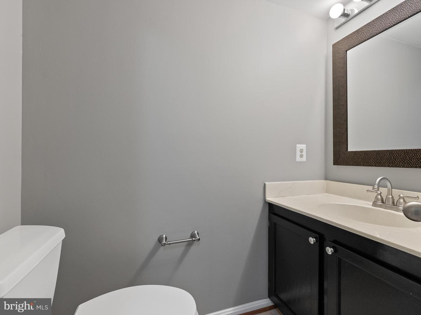 43384 LIVERY SQ, ASHBURN, Virginia 20147, 3 Bedrooms Bedrooms, ,2 BathroomsBathrooms,Residential,For sale,43384 LIVERY SQ,VALO2103860 MLS # VALO2103860