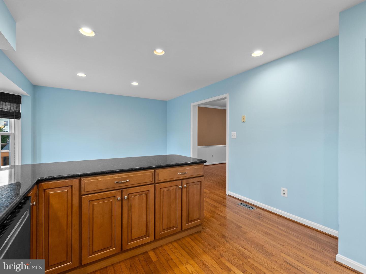 43384 LIVERY SQ, ASHBURN, Virginia 20147, 3 Bedrooms Bedrooms, ,2 BathroomsBathrooms,Residential,For sale,43384 LIVERY SQ,VALO2103860 MLS # VALO2103860