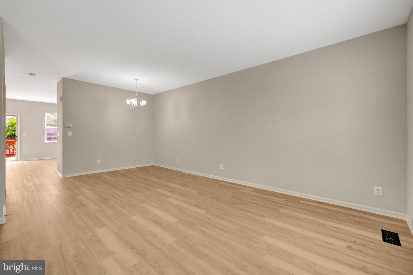 2505 JAMES MADISON CIR, HERNDON, Virginia 20171, 3 Bedrooms Bedrooms, ,3 BathroomsBathrooms,Residential,For sale,2505 JAMES MADISON CIR,VAFX2259296 MLS # VAFX2259296