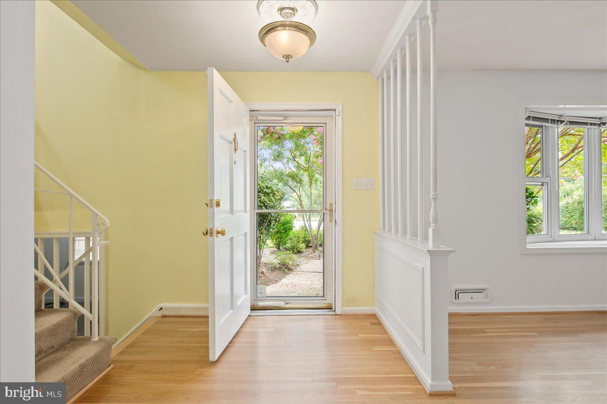 9210 CHERRYTREE DR, ALEXANDRIA, Virginia 22309, 4 Bedrooms Bedrooms, ,3 BathroomsBathrooms,Residential,For sale,9210 CHERRYTREE DR,VAFX2259308 MLS # VAFX2259308