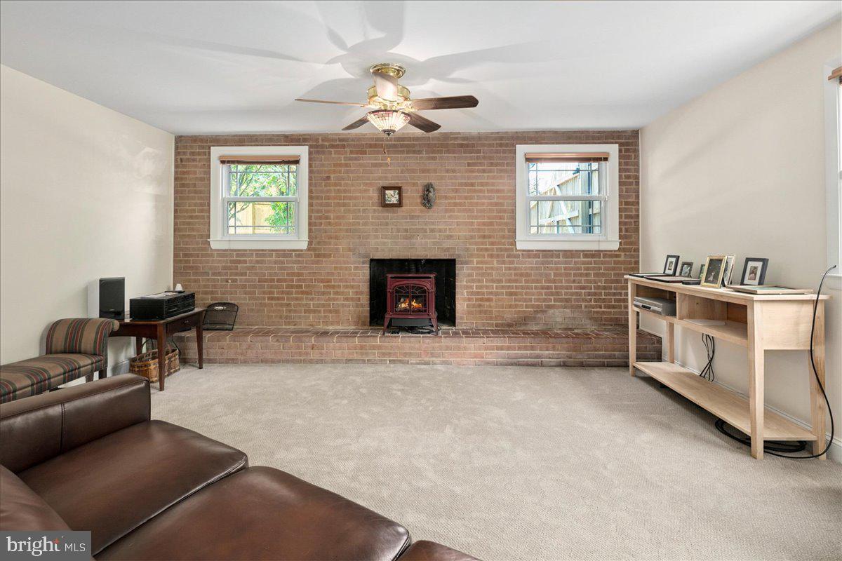 9210 CHERRYTREE DR, ALEXANDRIA, Virginia 22309, 4 Bedrooms Bedrooms, ,3 BathroomsBathrooms,Residential,For sale,9210 CHERRYTREE DR,VAFX2259308 MLS # VAFX2259308