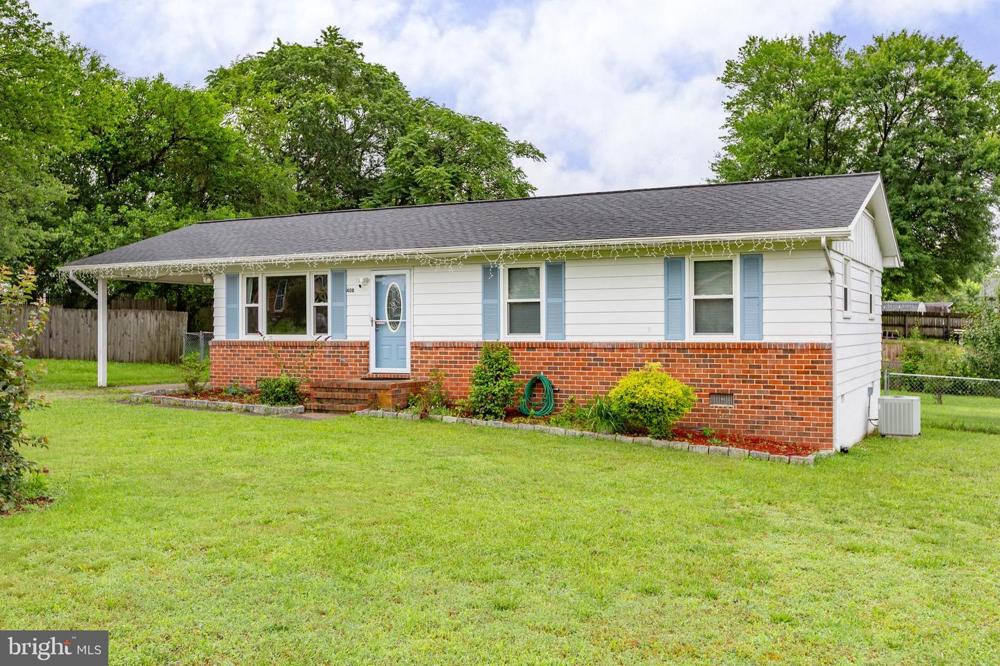 408 SULLIVAN DR, FREDERICKSBURG, Virginia 22405, 3 Bedrooms Bedrooms, ,1 BathroomBathrooms,Residential,For sale,408 SULLIVAN DR,VAST2041460 MLS # VAST2041460