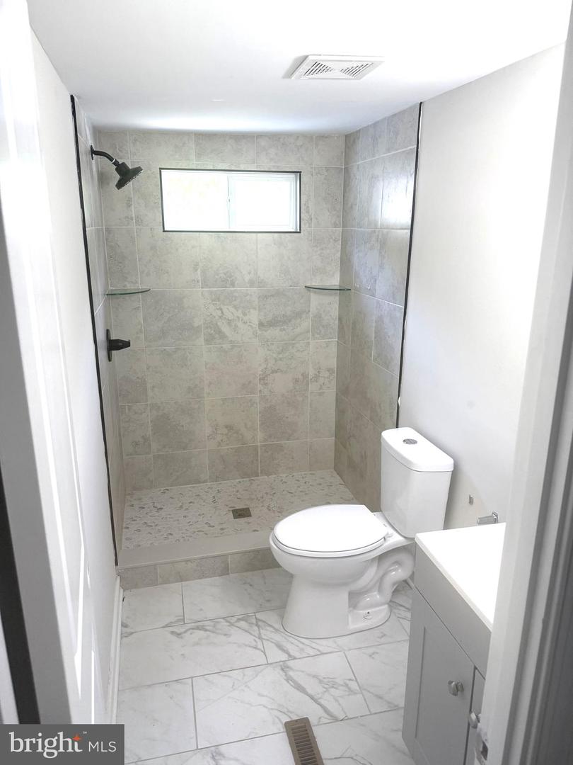 54 CLIFF CIR, STAFFORD, Virginia 22556, 4 Bedrooms Bedrooms, ,2 BathroomsBathrooms,Residential,For sale,54 CLIFF CIR,VAST2041462 MLS # VAST2041462
