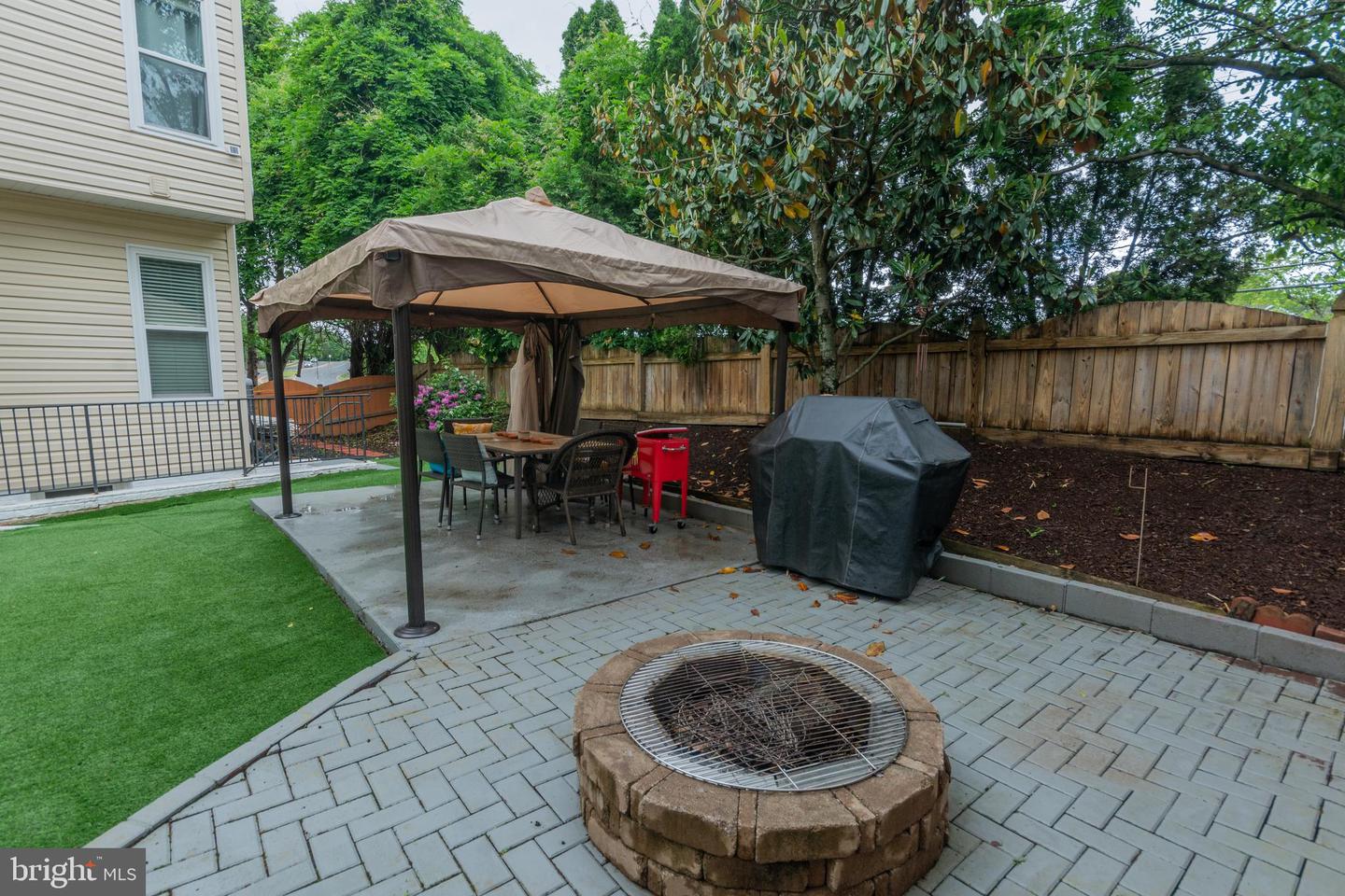 12901 CEDAR GLEN LN, HERNDON, Virginia 20171, 4 Bedrooms Bedrooms, ,3 BathroomsBathrooms,Residential,For sale,12901 CEDAR GLEN LN,VAFX2259336 MLS # VAFX2259336