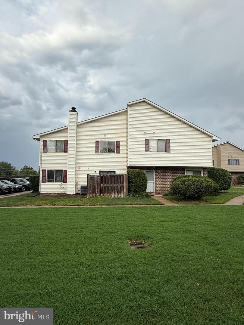 9013 SANDALWOOD DR #D, MANASSAS, Virginia 20110, 3 Bedrooms Bedrooms, ,2 BathroomsBathrooms,Residential,For sale,9013 SANDALWOOD DR #D,VAMN2009138 MLS # VAMN2009138