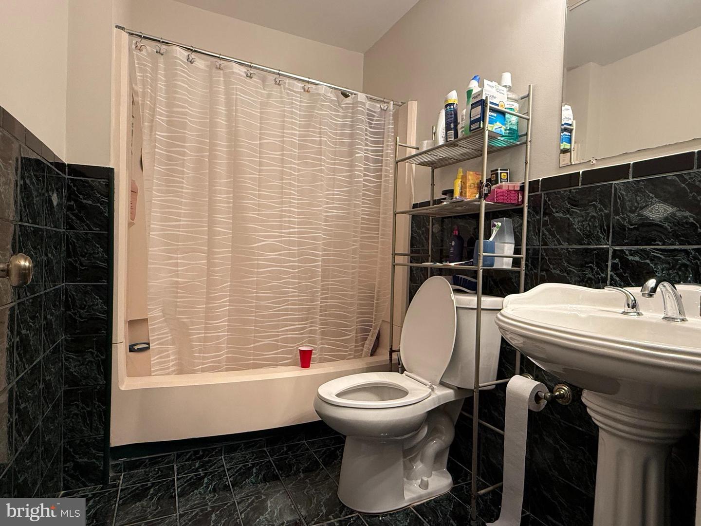 9013 SANDALWOOD DR #D, MANASSAS, Virginia 20110, 3 Bedrooms Bedrooms, ,2 BathroomsBathrooms,Residential,For sale,9013 SANDALWOOD DR #D,VAMN2009138 MLS # VAMN2009138