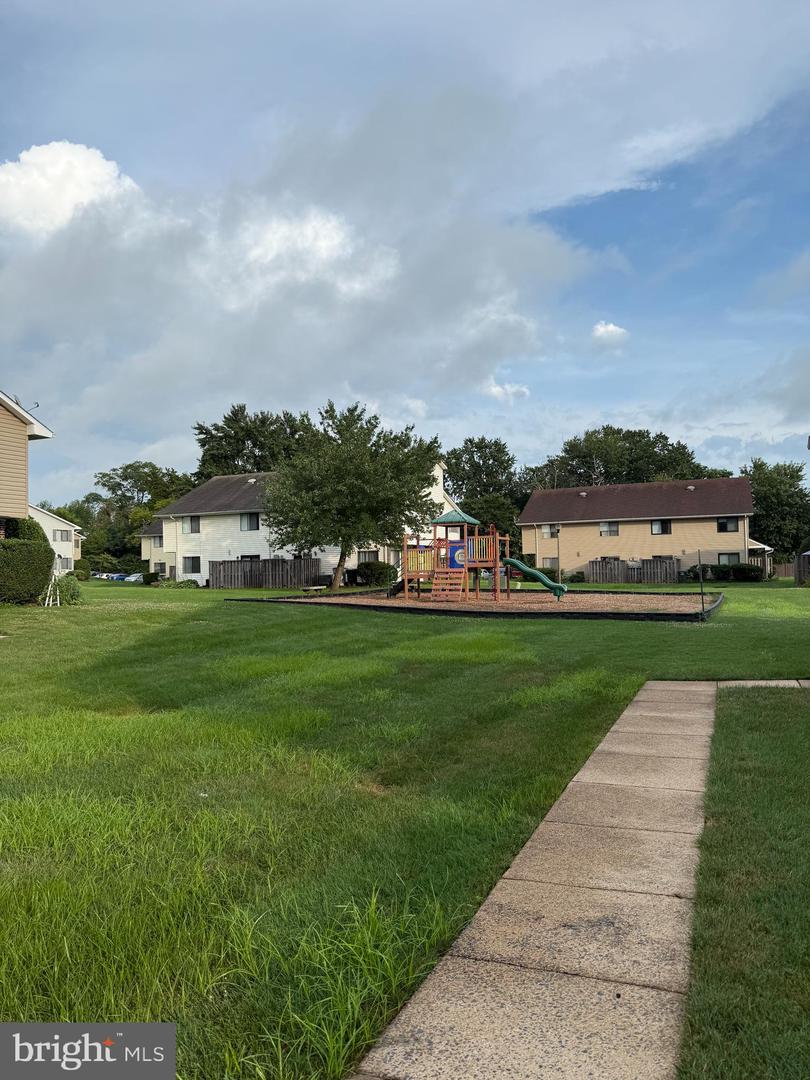 9013 SANDALWOOD DR #D, MANASSAS, Virginia 20110, 3 Bedrooms Bedrooms, ,2 BathroomsBathrooms,Residential,For sale,9013 SANDALWOOD DR #D,VAMN2009138 MLS # VAMN2009138