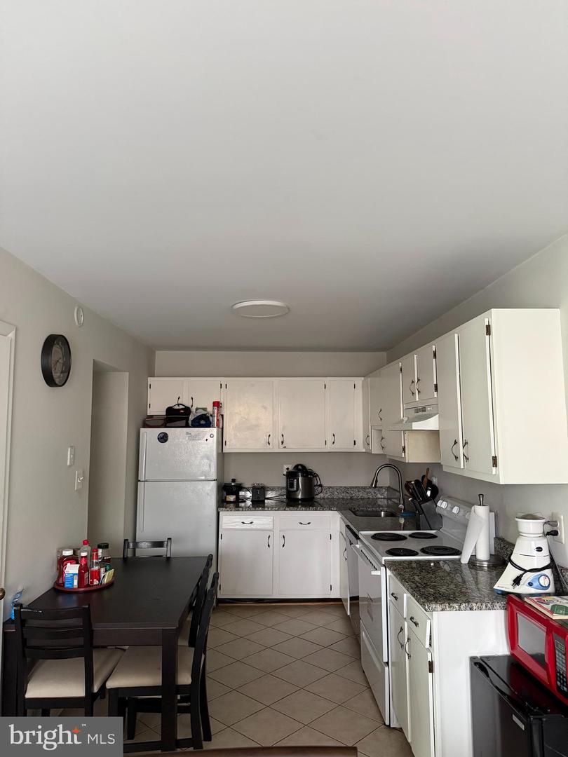 9013 SANDALWOOD DR #D, MANASSAS, Virginia 20110, 3 Bedrooms Bedrooms, ,2 BathroomsBathrooms,Residential,For sale,9013 SANDALWOOD DR #D,VAMN2009138 MLS # VAMN2009138