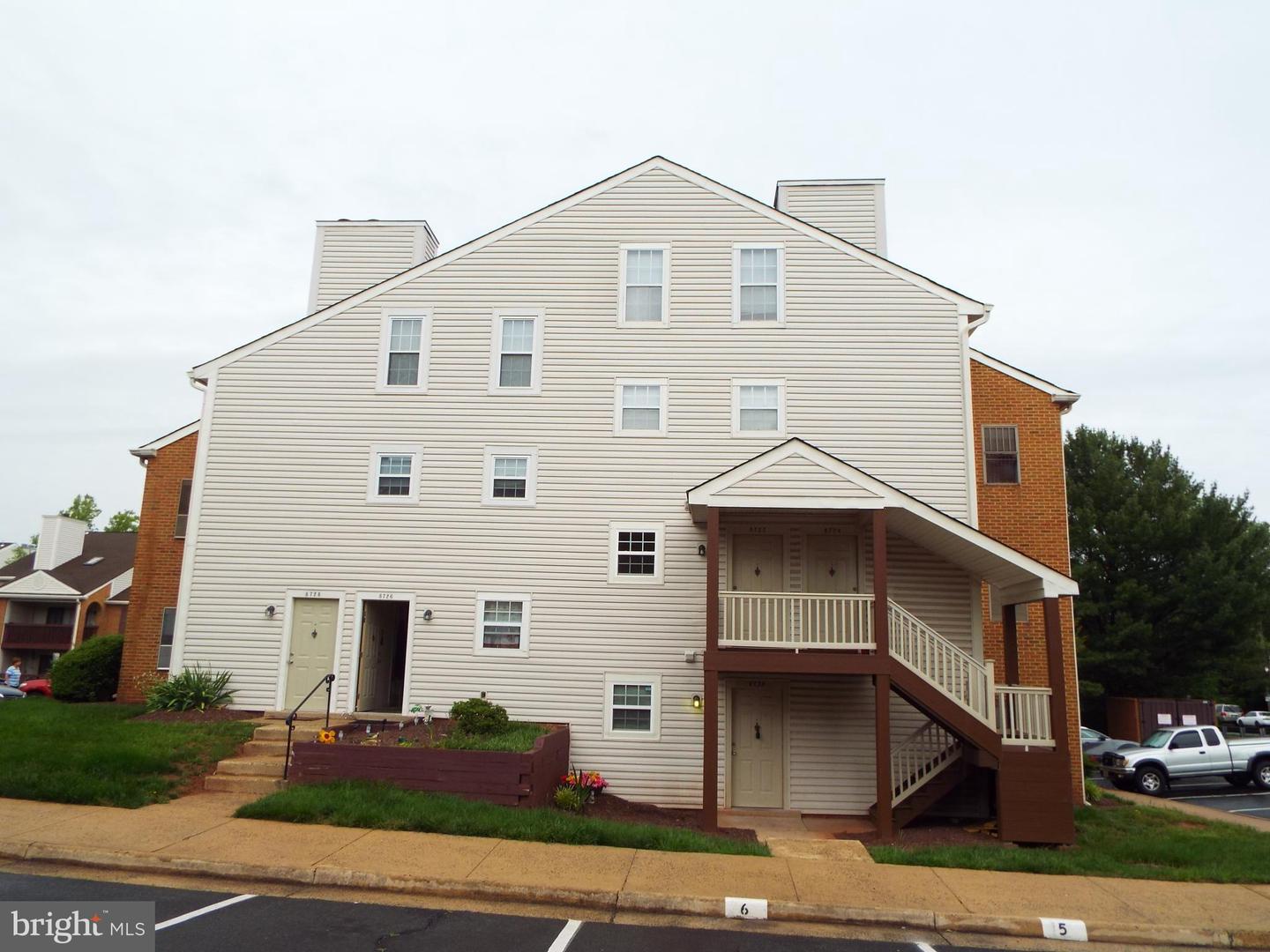 8720 SUGARWOOD LN #1, MANASSAS, Virginia 20110, 2 Bedrooms Bedrooms, ,1 BathroomBathrooms,Residential,For sale,8720 SUGARWOOD LN #1,VAMN2009140 MLS # VAMN2009140