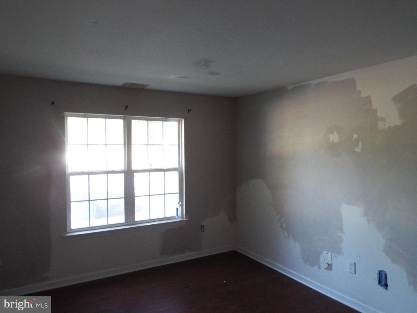 8720 SUGARWOOD LN #1, MANASSAS, Virginia 20110, 2 Bedrooms Bedrooms, ,1 BathroomBathrooms,Residential,For sale,8720 SUGARWOOD LN #1,VAMN2009140 MLS # VAMN2009140