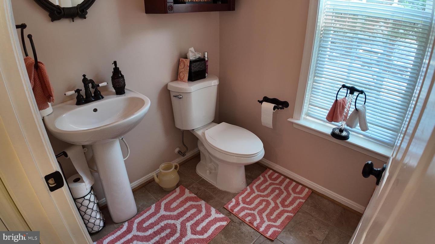 7719 VISIONARY CT, MANASSAS, Virginia 20112, 5 Bedrooms Bedrooms, 10 Rooms Rooms,4 BathroomsBathrooms,Residential,For sale,7719 VISIONARY CT,VAPW2100738 MLS # VAPW2100738