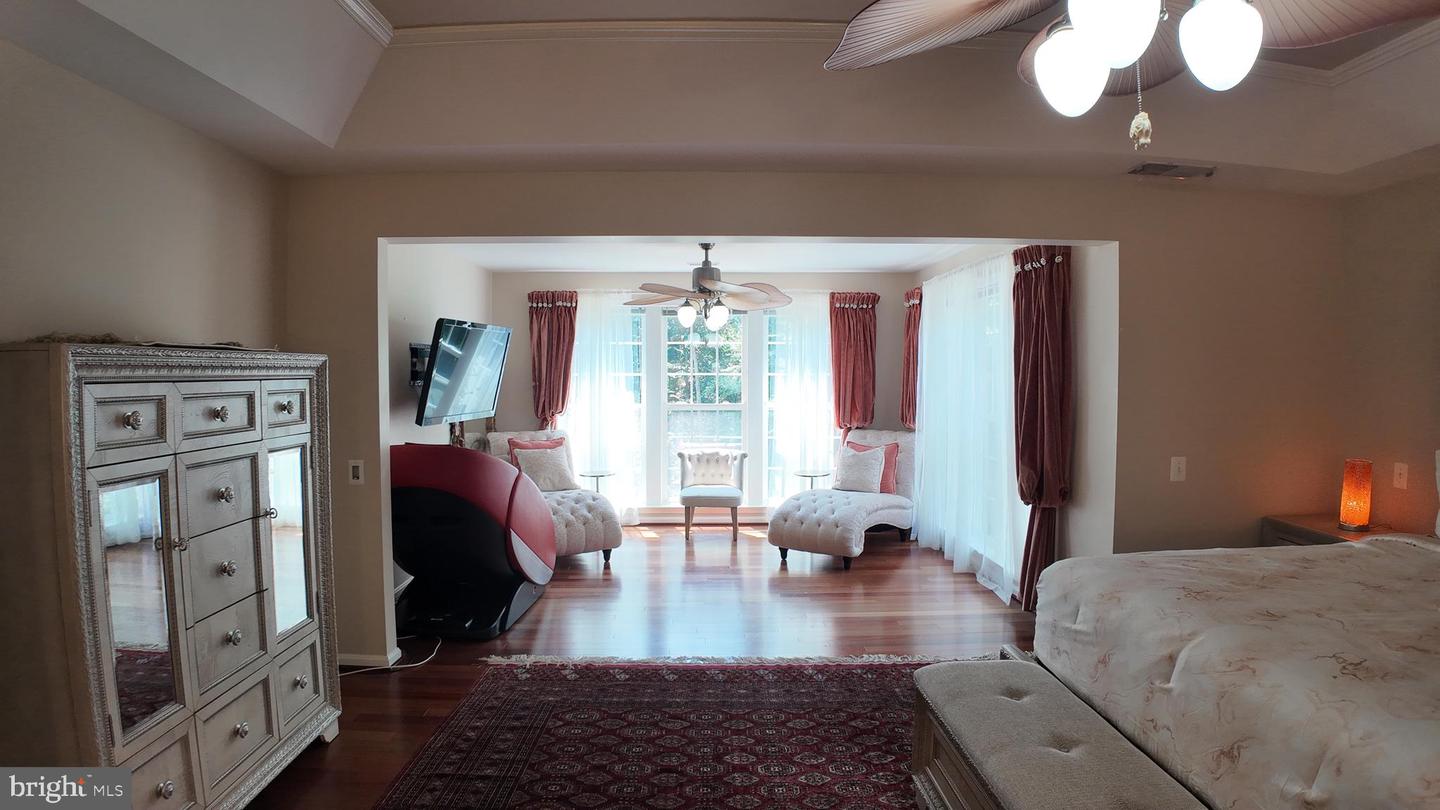 7719 VISIONARY CT, MANASSAS, Virginia 20112, 5 Bedrooms Bedrooms, 10 Rooms Rooms,4 BathroomsBathrooms,Residential,For sale,7719 VISIONARY CT,VAPW2100738 MLS # VAPW2100738