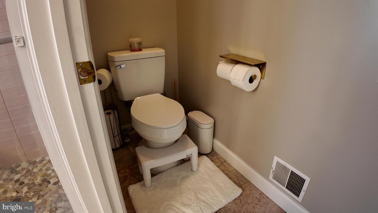 7719 VISIONARY CT, MANASSAS, Virginia 20112, 5 Bedrooms Bedrooms, 10 Rooms Rooms,4 BathroomsBathrooms,Residential,For sale,7719 VISIONARY CT,VAPW2100738 MLS # VAPW2100738