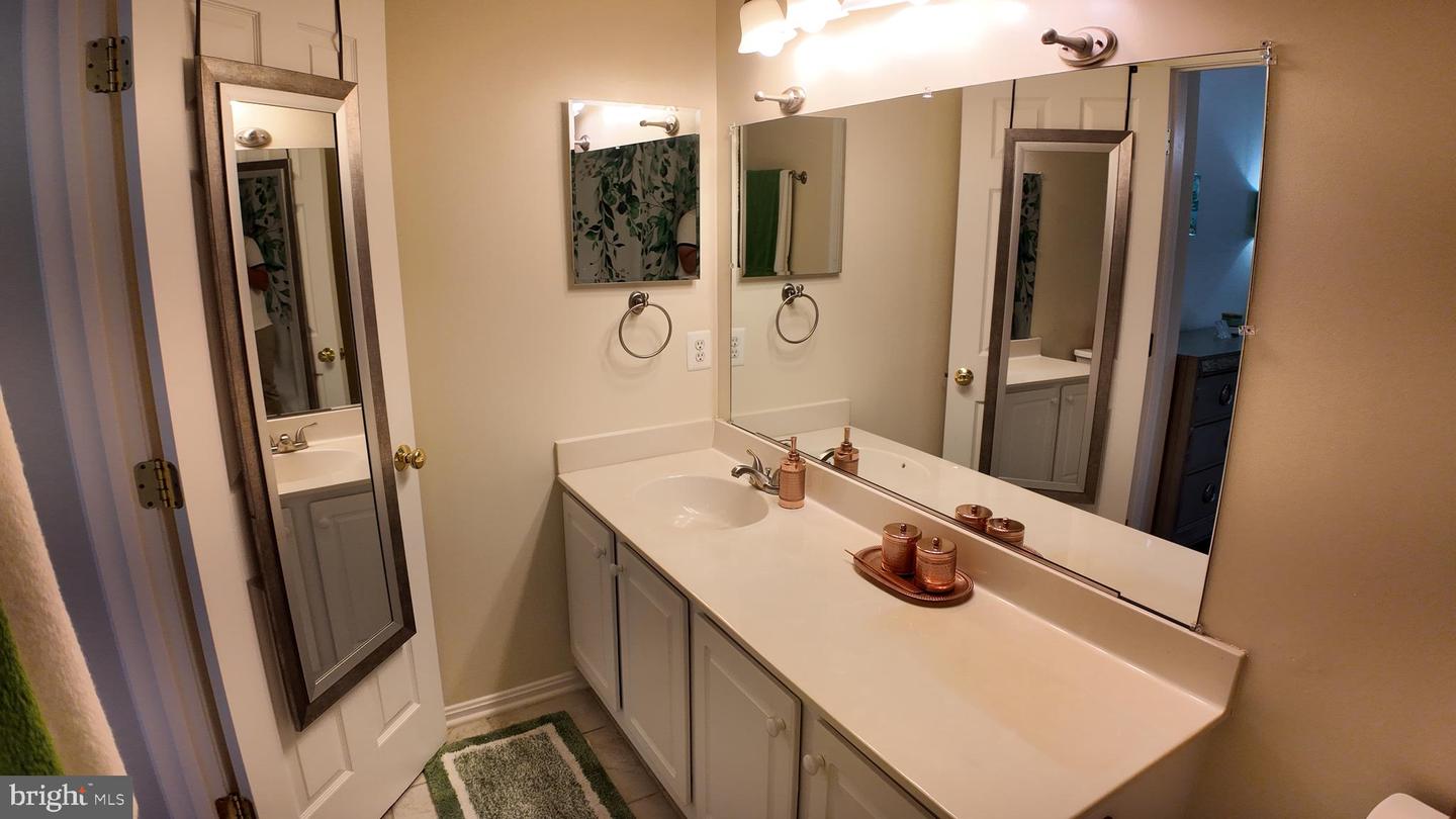 7719 VISIONARY CT, MANASSAS, Virginia 20112, 5 Bedrooms Bedrooms, 10 Rooms Rooms,4 BathroomsBathrooms,Residential,For sale,7719 VISIONARY CT,VAPW2100738 MLS # VAPW2100738