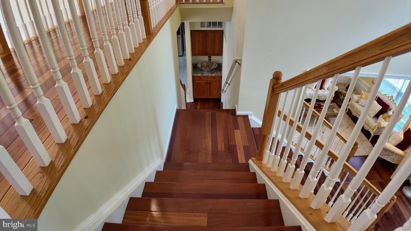 7719 VISIONARY CT, MANASSAS, Virginia 20112, 5 Bedrooms Bedrooms, 10 Rooms Rooms,4 BathroomsBathrooms,Residential,For sale,7719 VISIONARY CT,VAPW2100738 MLS # VAPW2100738