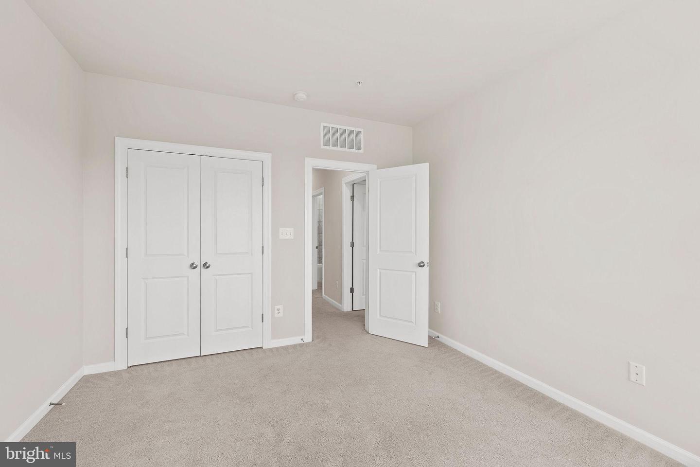 43361 RADFORD DIVIDE TER, ASHBURN, Virginia 20148, 3 Bedrooms Bedrooms, 6 Rooms Rooms,2 BathroomsBathrooms,Residential,For sale,43361 RADFORD DIVIDE TER,VALO2103846 MLS # VALO2103846