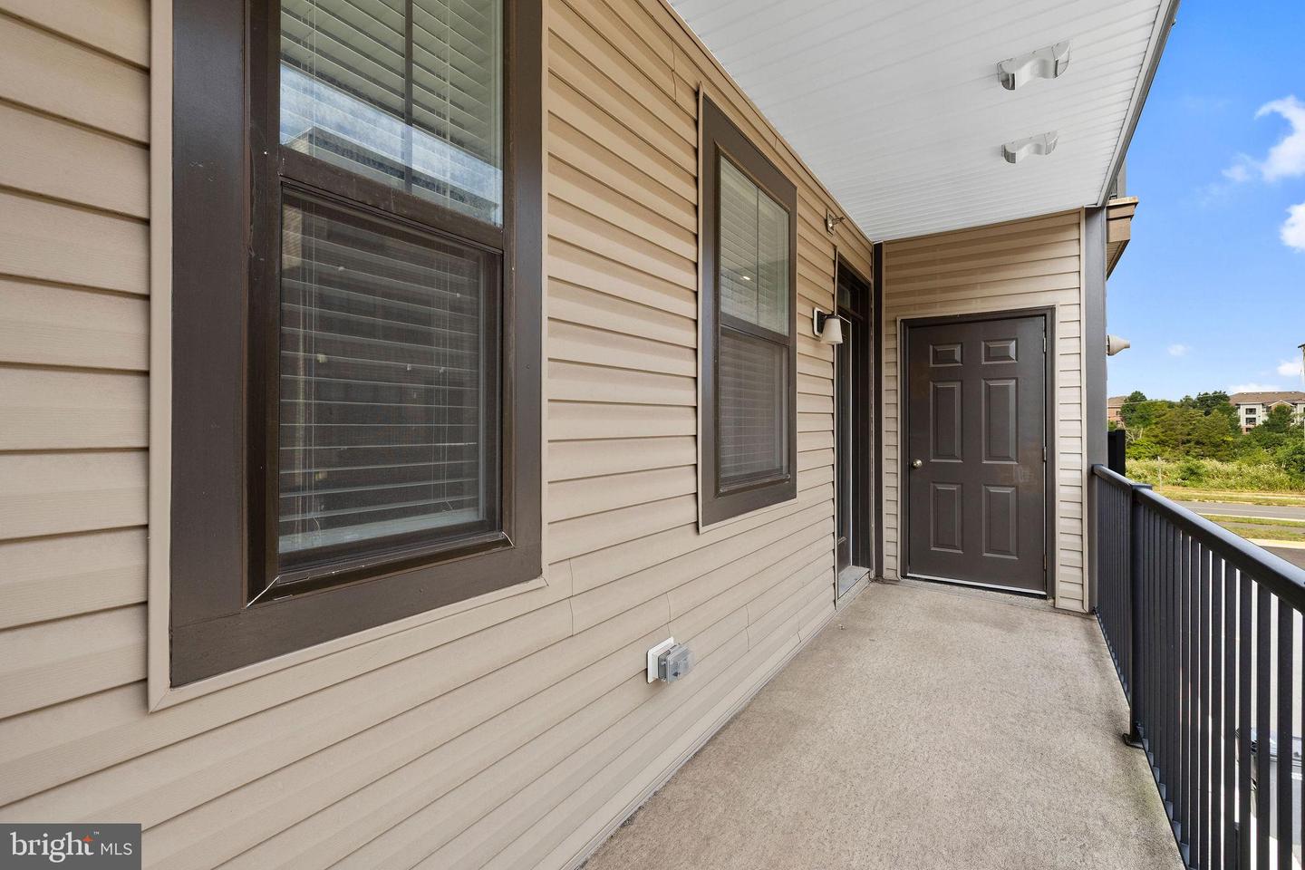 43361 RADFORD DIVIDE TER, ASHBURN, Virginia 20148, 3 Bedrooms Bedrooms, 6 Rooms Rooms,2 BathroomsBathrooms,Residential,For sale,43361 RADFORD DIVIDE TER,VALO2103846 MLS # VALO2103846